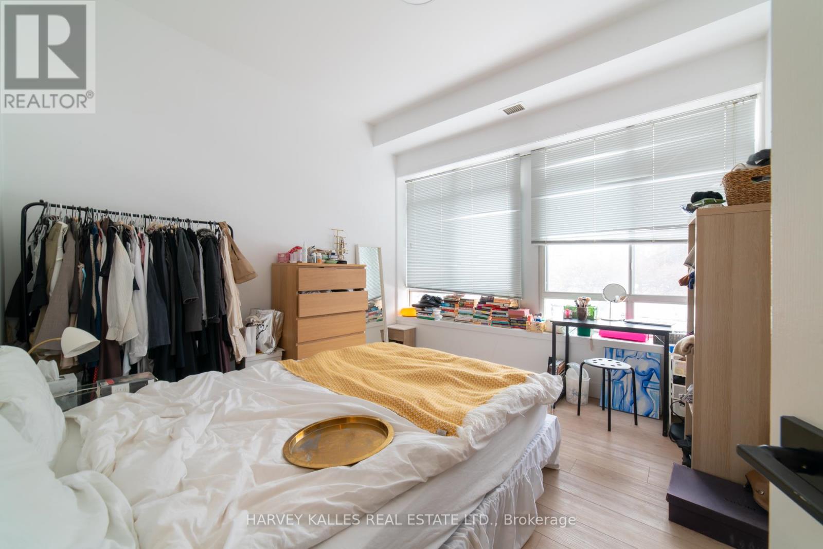 1 - 409 College Street, Toronto (Palmerston-Little Italy), Ontario  M5T 1T1 - Photo 7 - C12901590