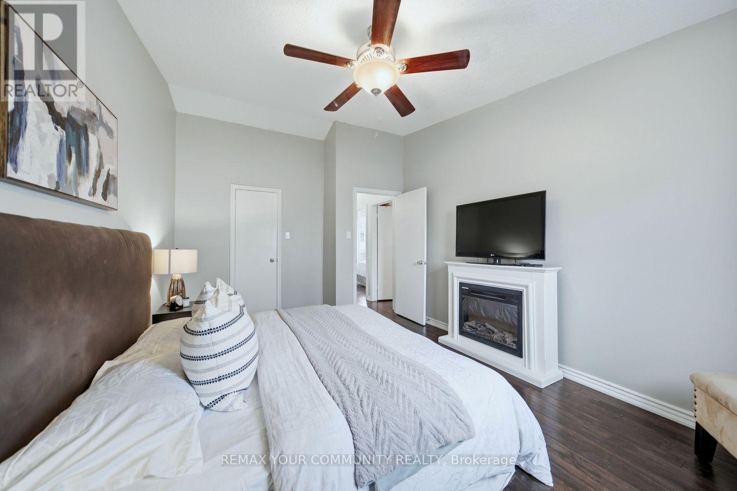 25 Cheryl Shepway Crescent, Toronto, Ontario  M2J 4R5 - Photo 24 - C12901626