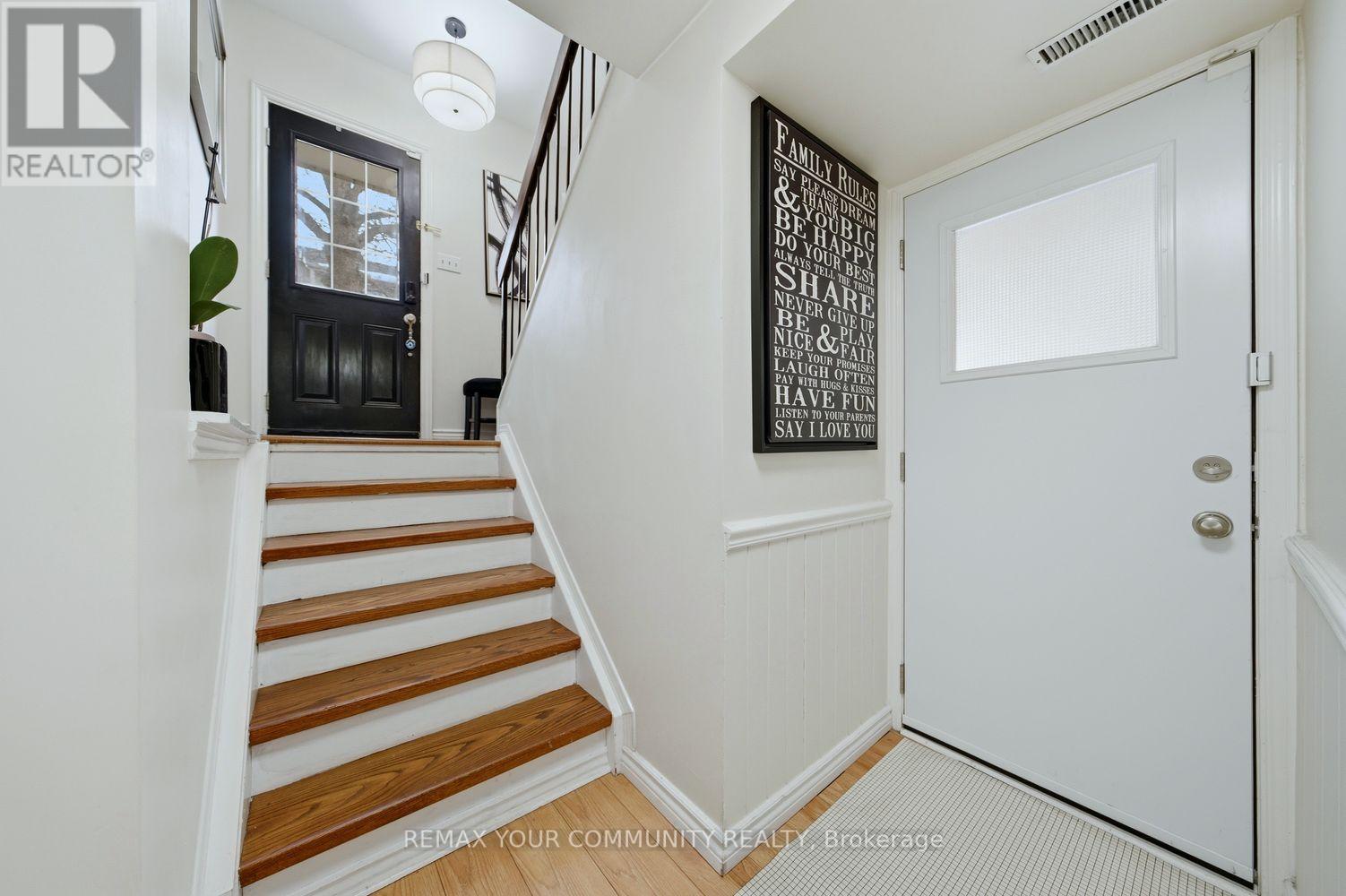 25 Cheryl Shepway Crescent, Toronto, Ontario  M2J 4R5 - Photo 32 - C12901626