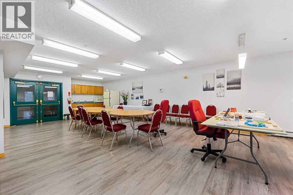 106, 7239 Sierra Morena Boulevard Sw, Calgary, Alberta  T3H 3L7 - Photo 30 - A2294408