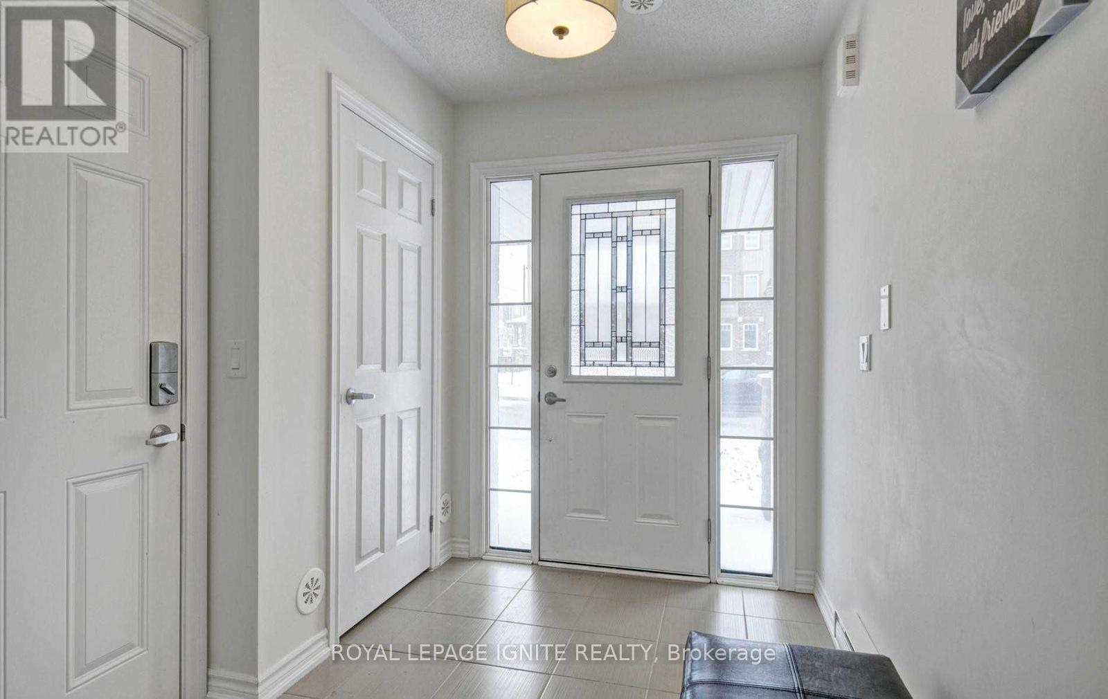 57 Far North Court, Oshawa, Ontario  L1L 0J5 - Photo 2 - E12901566