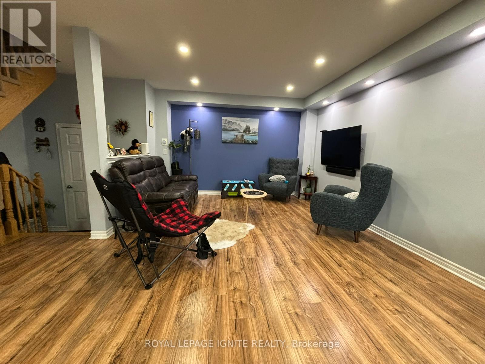 57 Far North Court, Oshawa, Ontario  L1L 0J5 - Photo 3 - E12901566