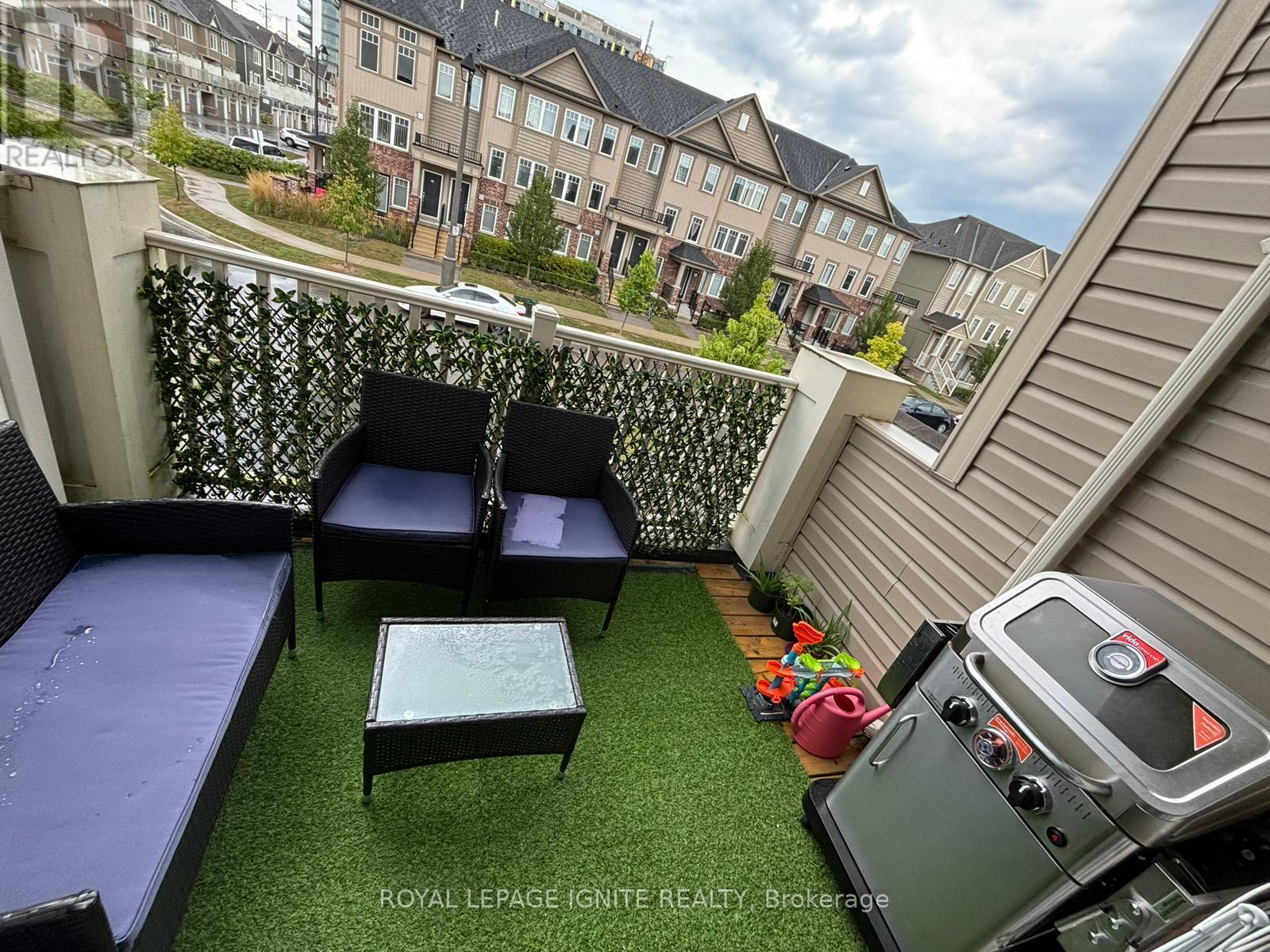 57 Far North Court, Oshawa, Ontario  L1L 0J5 - Photo 7 - E12901566