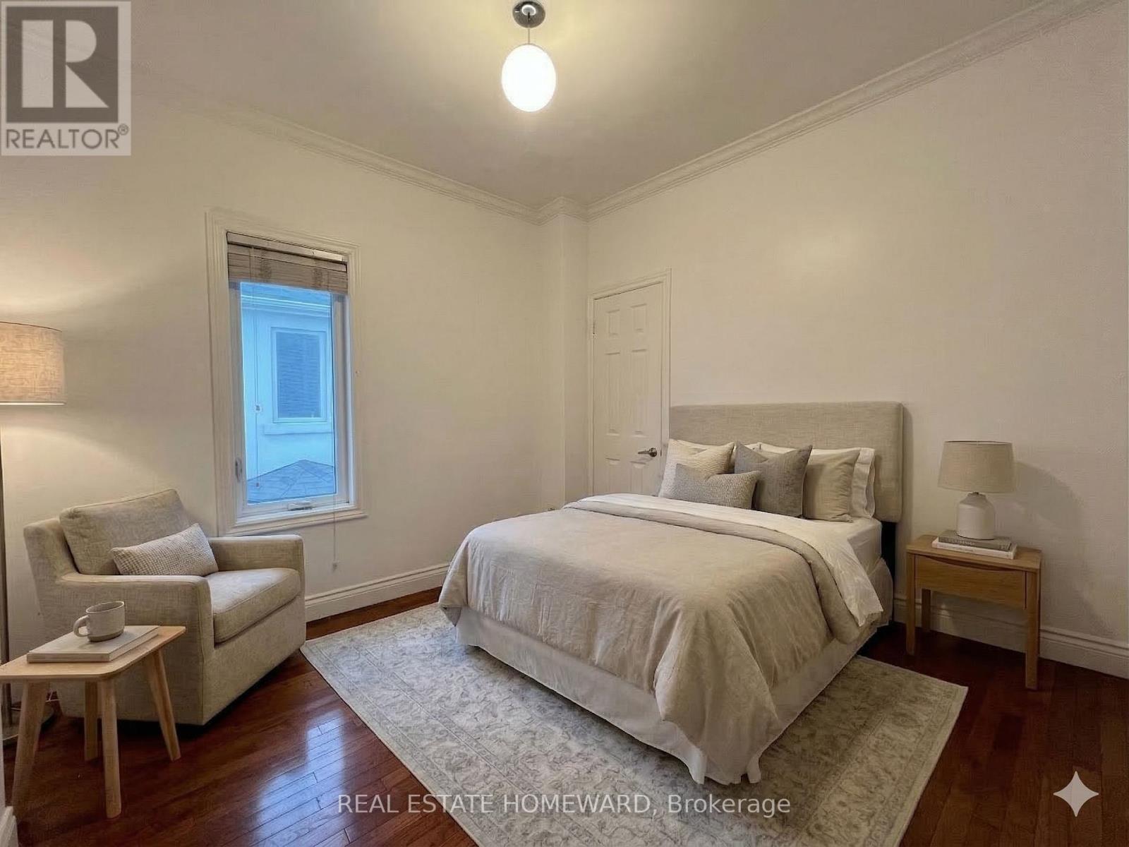 Upper - 220 Pape Avenue, Toronto, Ontario  M4M 2V8 - Photo 12 - E12901574