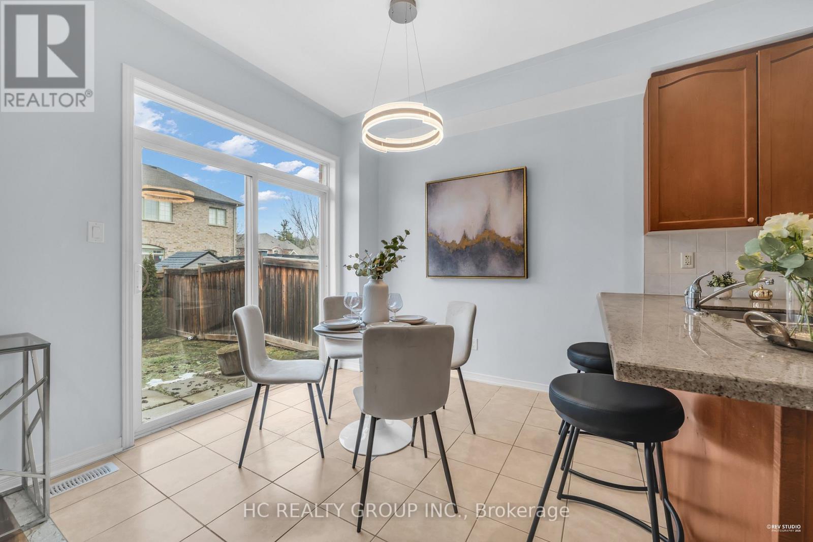 1532 Elmsley Drive, Pickering, Ontario  L1X 0B5 - Photo 14 - E12901612