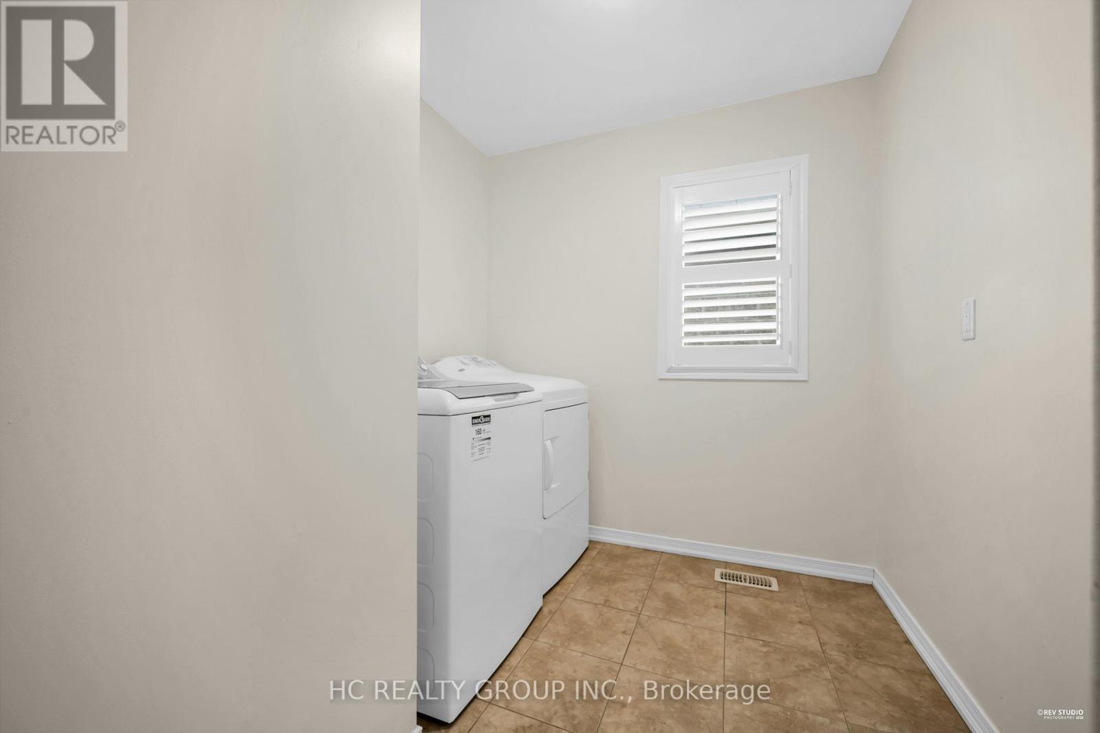 1532 Elmsley Drive, Pickering, Ontario  L1X 0B5 - Photo 29 - E12901612