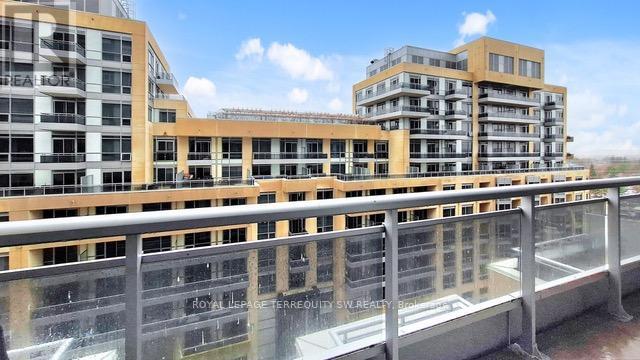 814 - 9205 Yonge Street, Richmond Hill, Ontario  L4C 1V5 - Photo 17 - N12901544