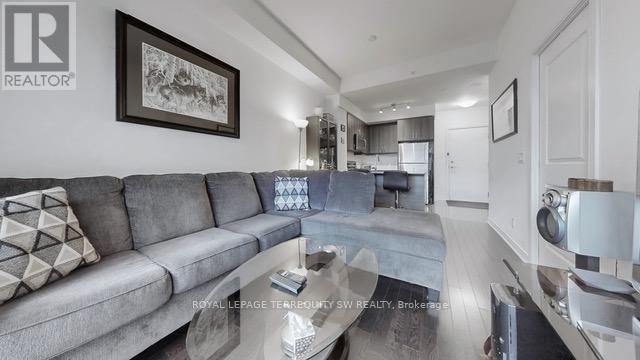 814 - 9205 Yonge Street, Richmond Hill, Ontario  L4C 1V5 - Photo 4 - N12901544