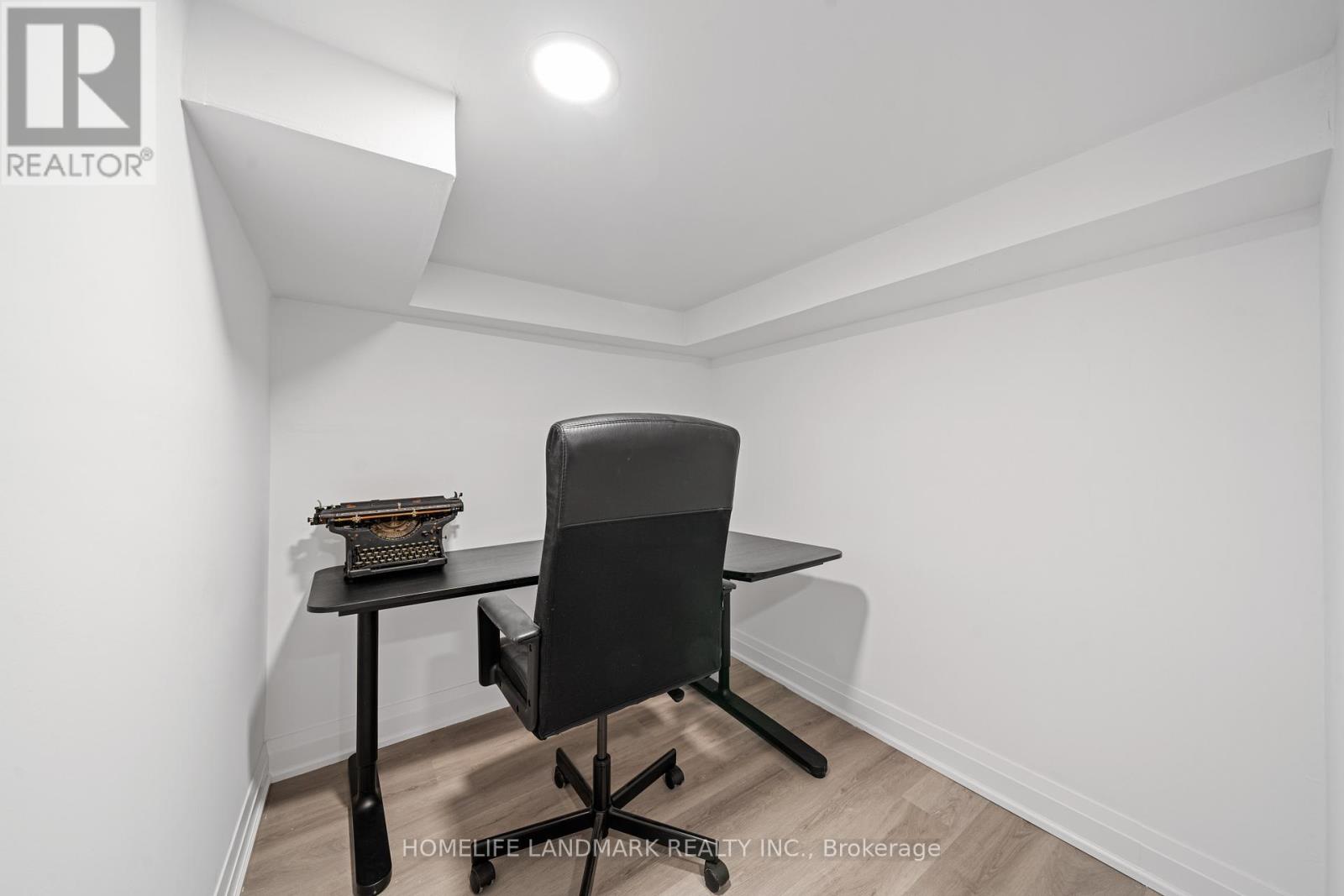 Unknown Address, ,     - Photo 5 - N12901548