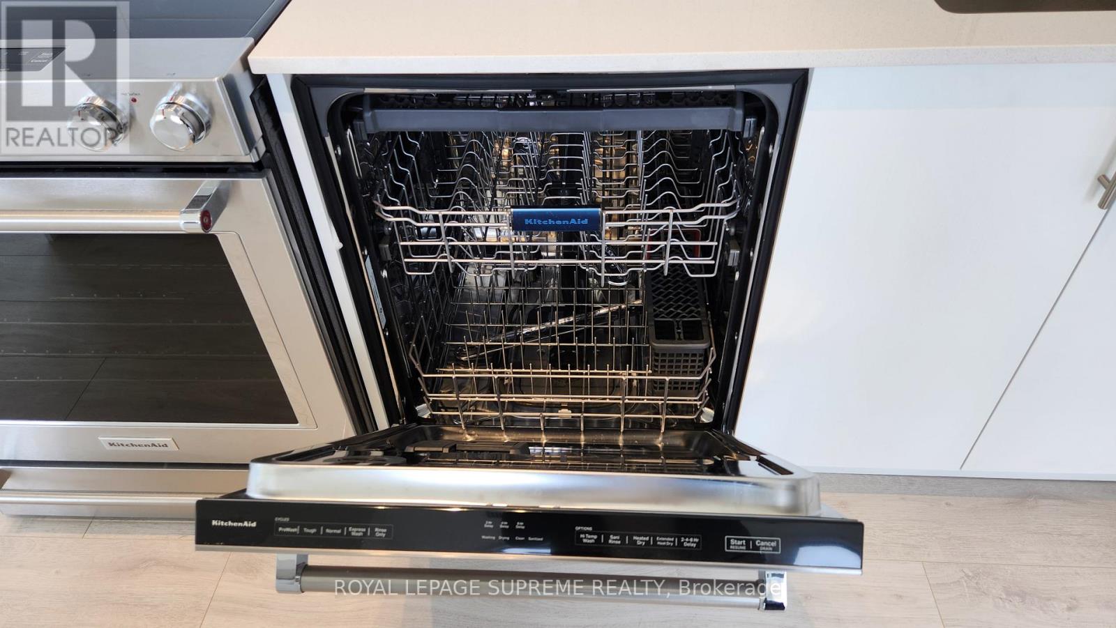 1915 - 8960 Jane Street, Vaughan, Ontario  L4K 0N9 - Photo 6 - N12901556