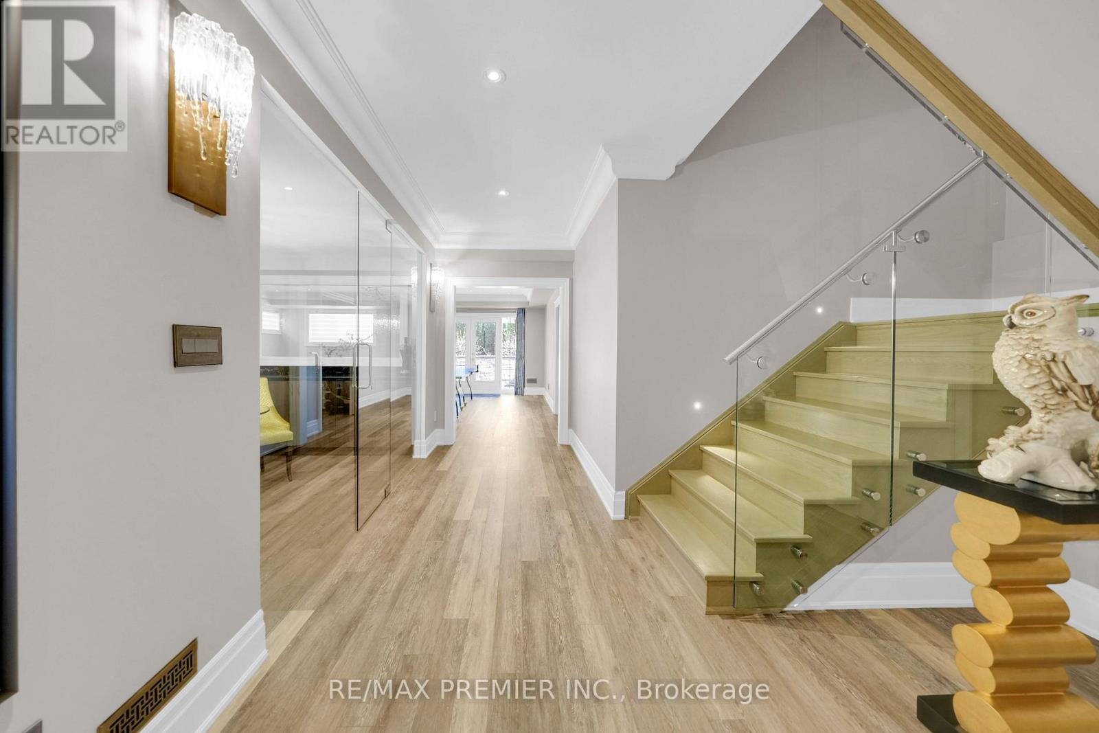 19 Petrolia Court, Richmond Hill, Ontario  L4C 0C2 - Photo 37 - N12901628