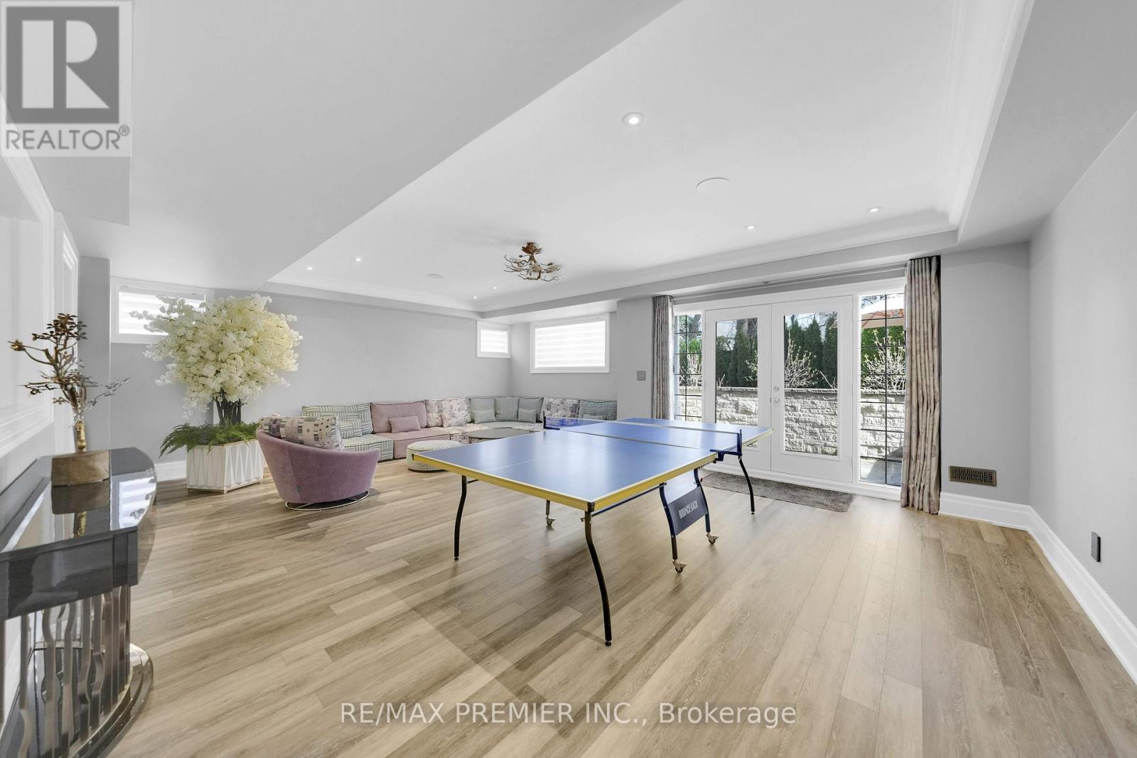 19 Petrolia Court, Richmond Hill, Ontario  L4C 0C2 - Photo 39 - N12901628