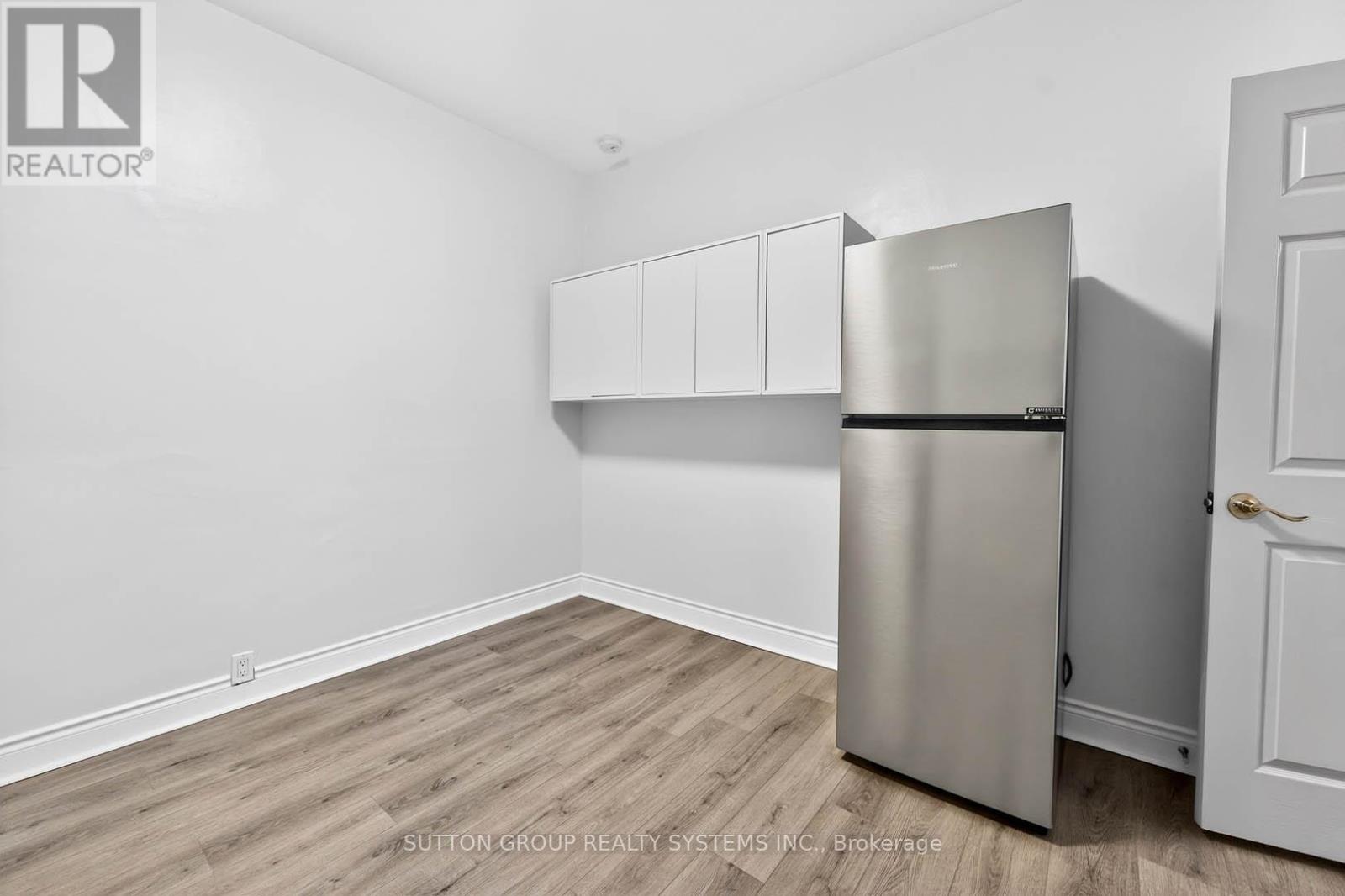 250 Christie Street, Toronto, Ontario  M6G 3B8 - Photo 12 - W12901570