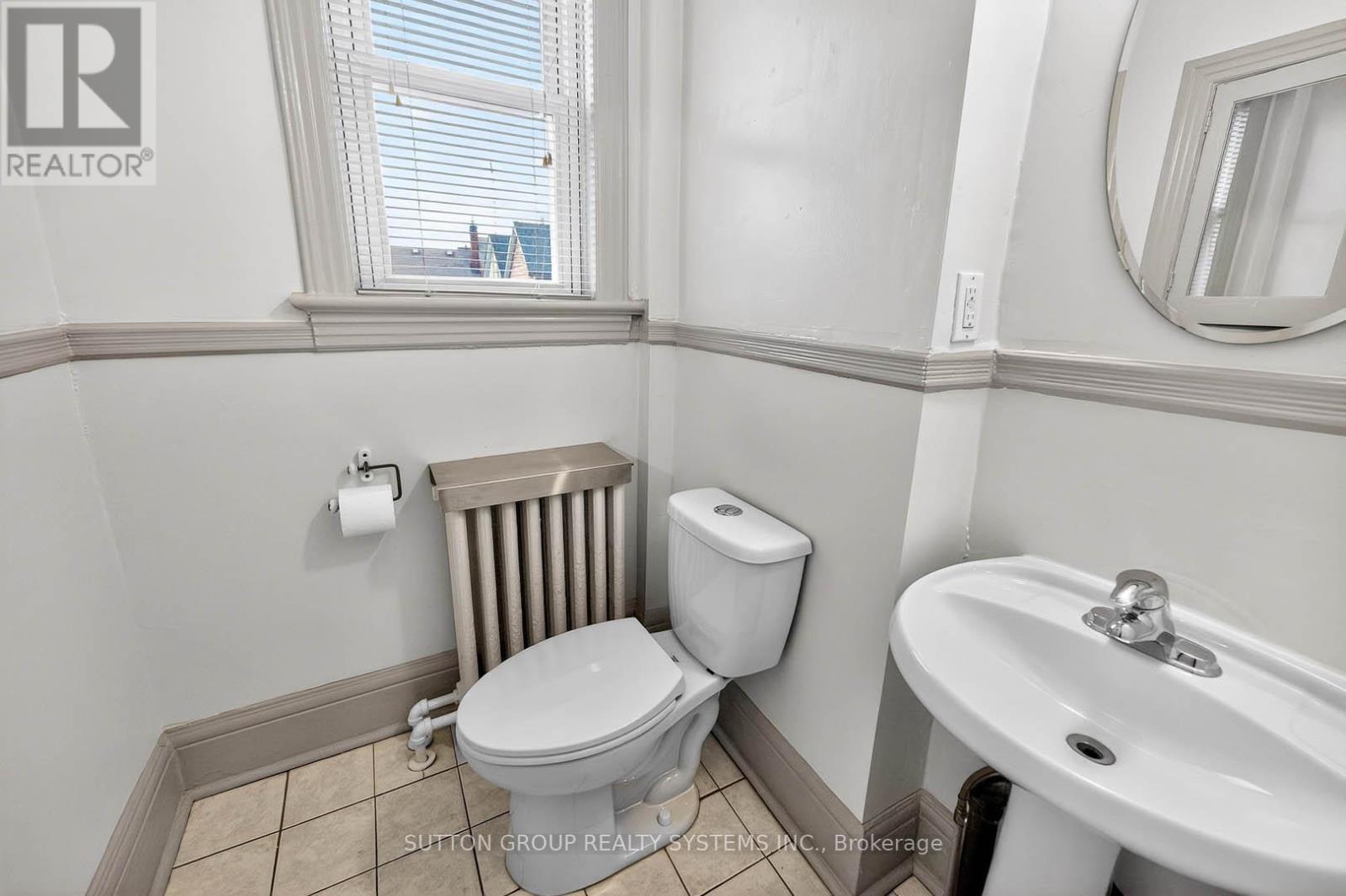 250 Christie Street, Toronto, Ontario  M6G 3B8 - Photo 28 - W12901570