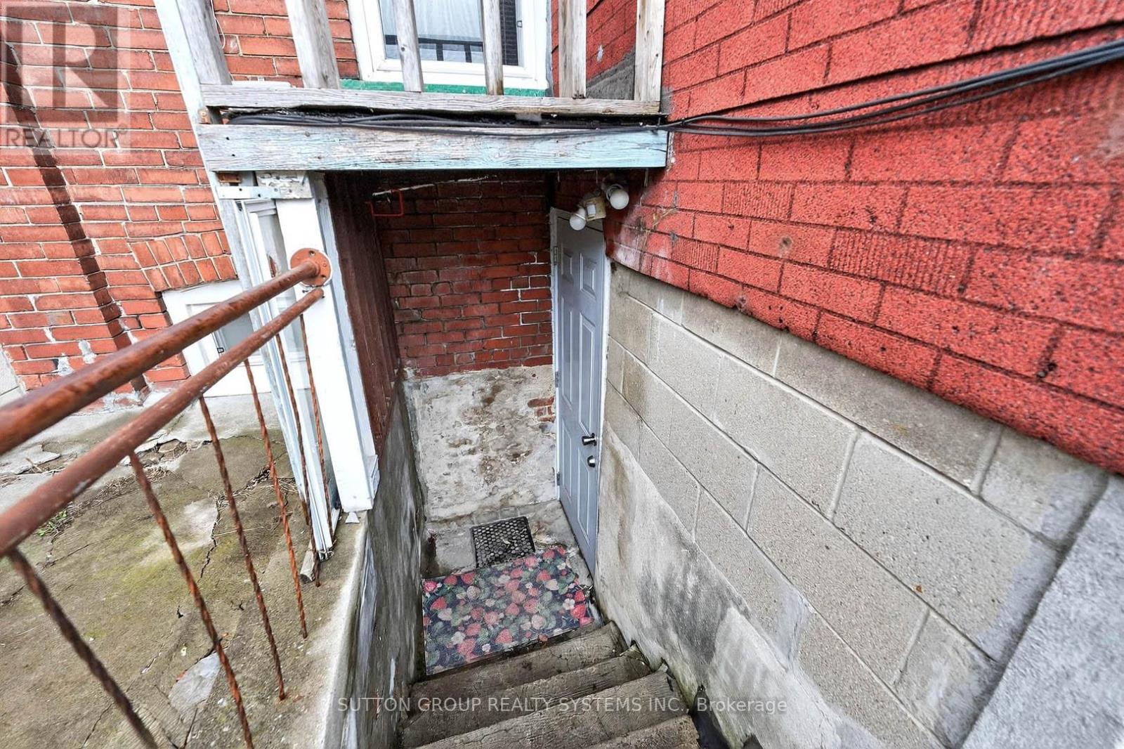 250 Christie Street, Toronto, Ontario  M6G 3B8 - Photo 36 - W12901570