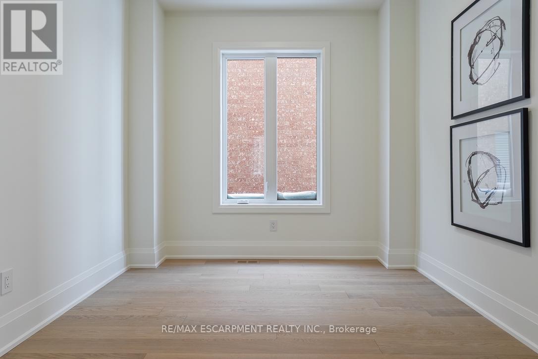 2350 Eighth Line, Oakville, Ontario  L6H 7E6 - Photo 6 - W12901580