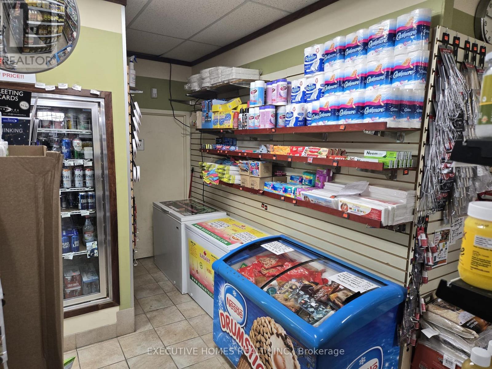 10 - 2800 Skymark Avenue, Mississauga, Ontario  L4W 5A6 - Photo 7 - W12901596