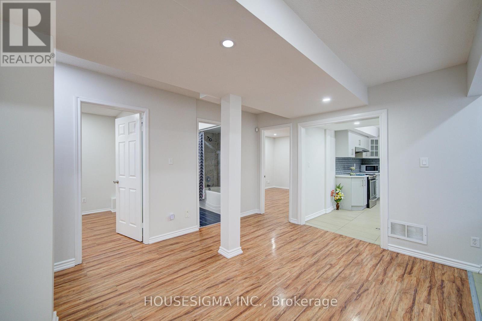 73 Brinkley Drive, Brampton, Ontario  L7A 1G3 - Photo 38 - W12901610