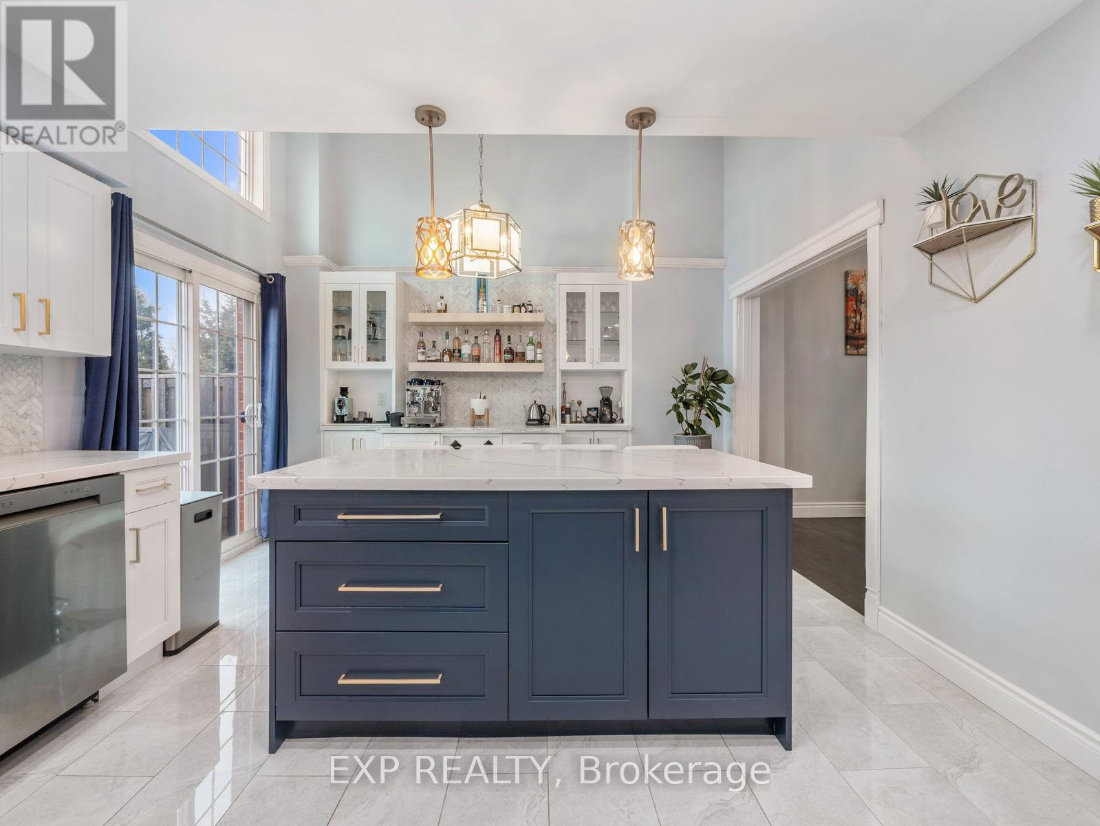 23 Stornwood Court, Brampton, Ontario  L6W 4H6 - Photo 12 - W12901634