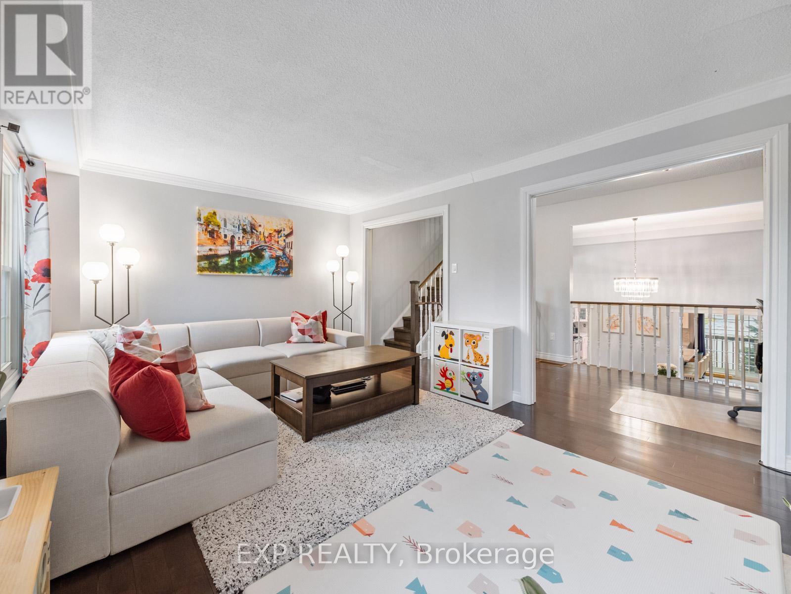 23 Stornwood Court, Brampton, Ontario  L6W 4H6 - Photo 24 - W12901634