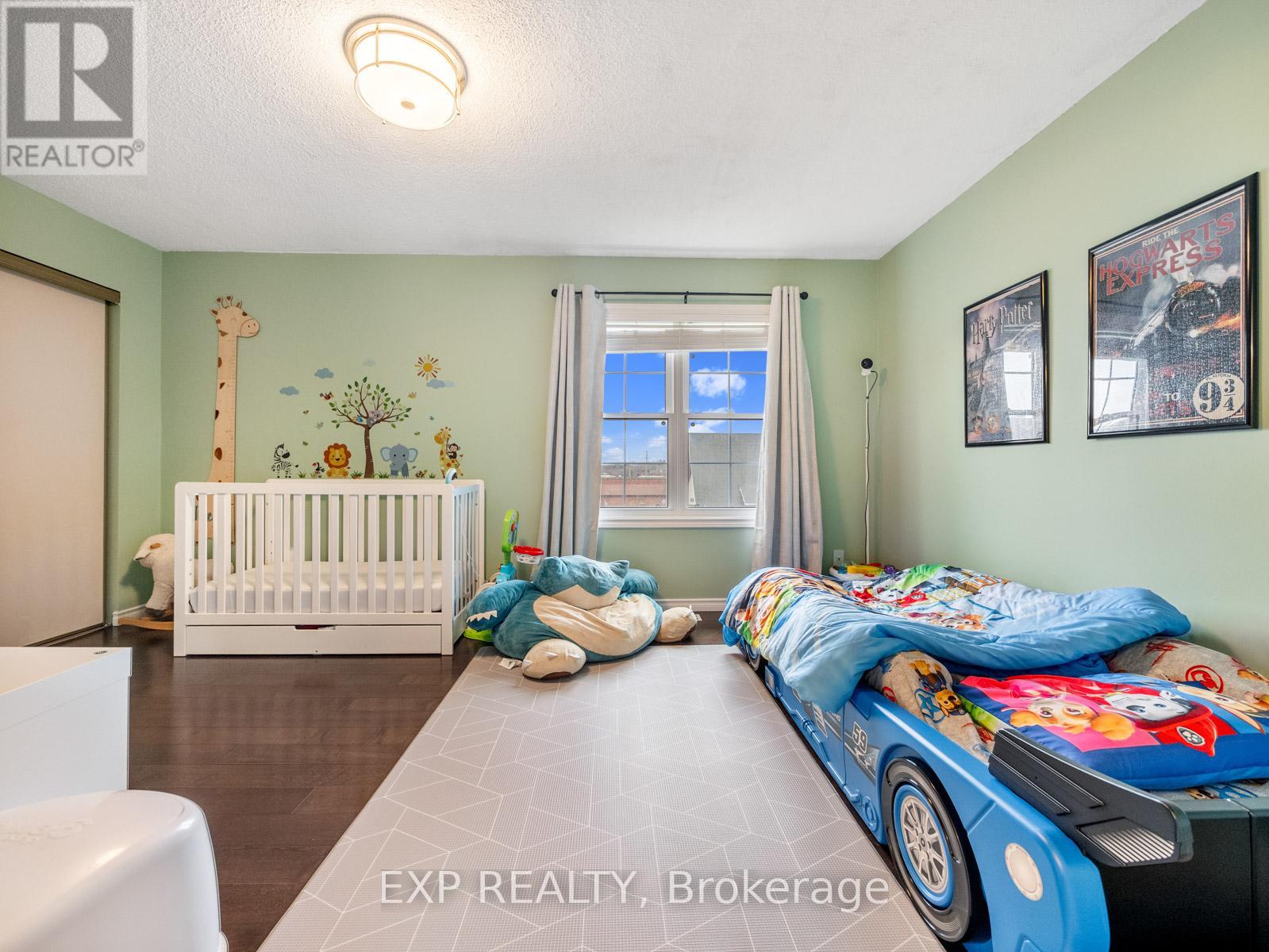 23 Stornwood Court, Brampton, Ontario  L6W 4H6 - Photo 35 - W12901634