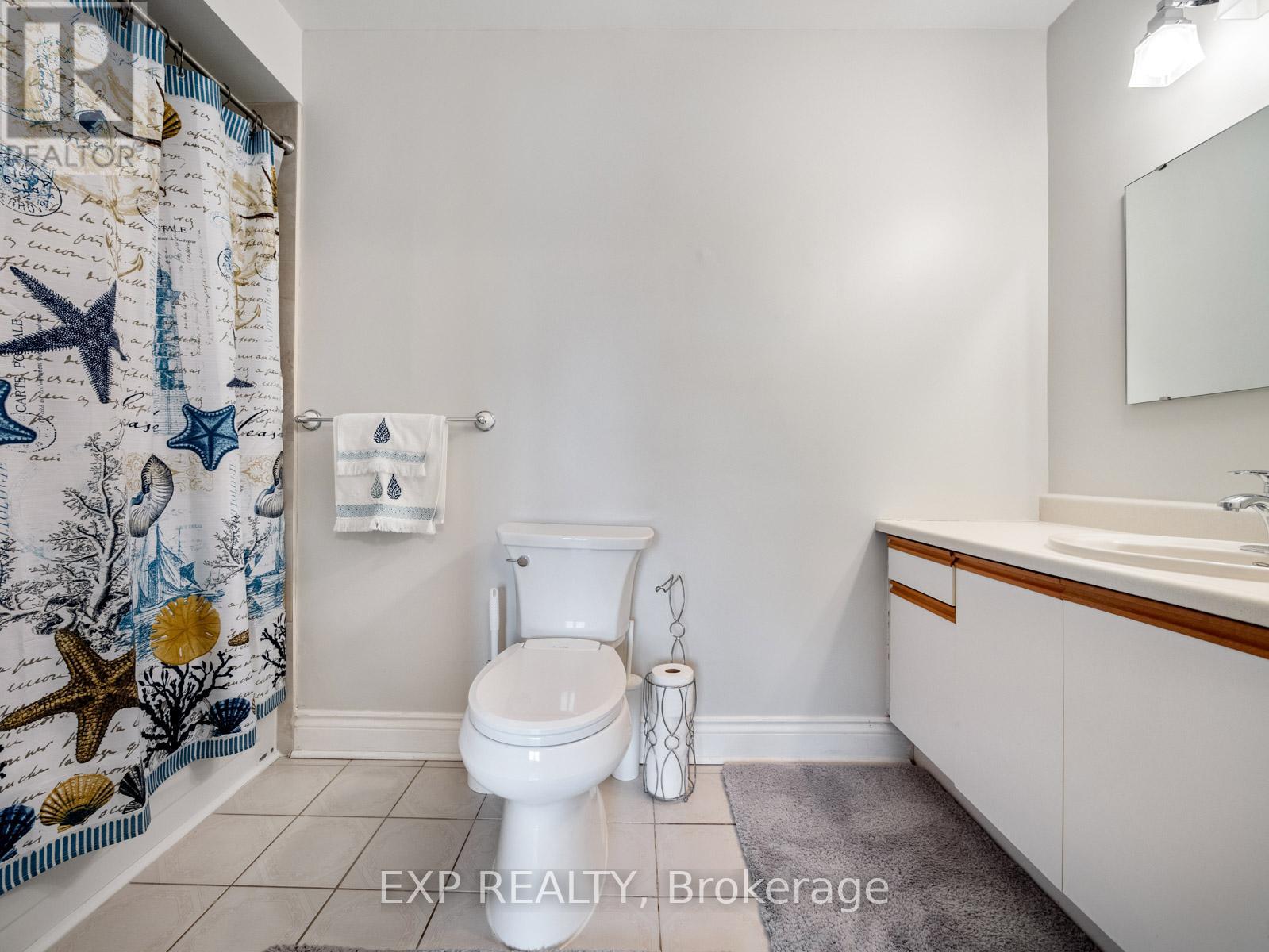 23 Stornwood Court, Brampton, Ontario  L6W 4H6 - Photo 36 - W12901634