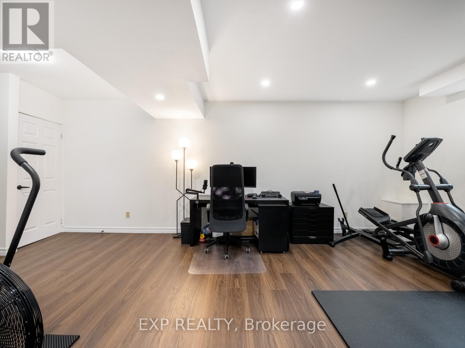 23 Stornwood Court, Brampton, Ontario  L6W 4H6 - Photo 41 - W12901634