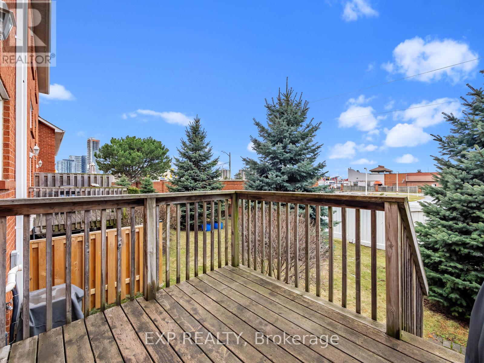 23 Stornwood Court, Brampton, Ontario  L6W 4H6 - Photo 45 - W12901634