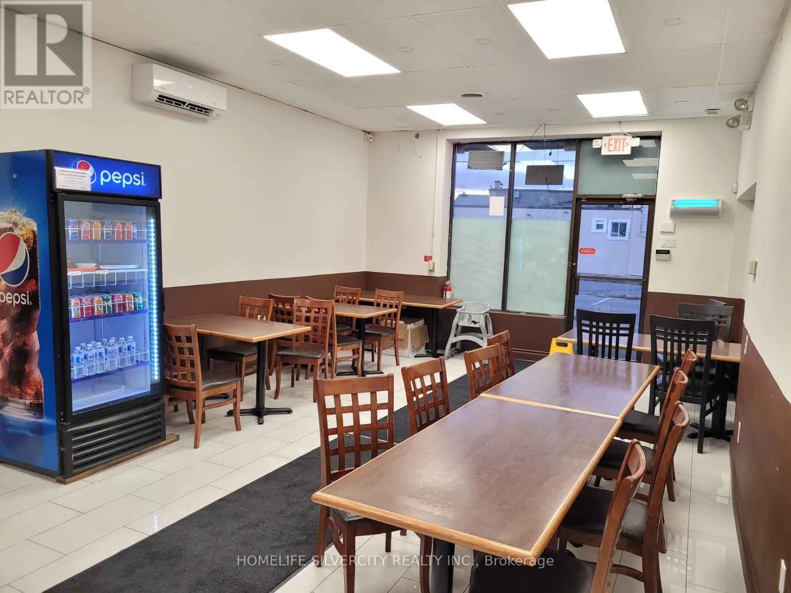 Unit # 3 - 6119 Main Street, Niagara Falls, Ontario  L2G 6A2 - Photo 3 - X12901568