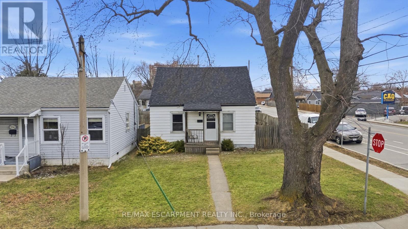 252 Ivon Avenue, Hamilton, Ontario  L8H 5T2 - Photo 30 - X12901578