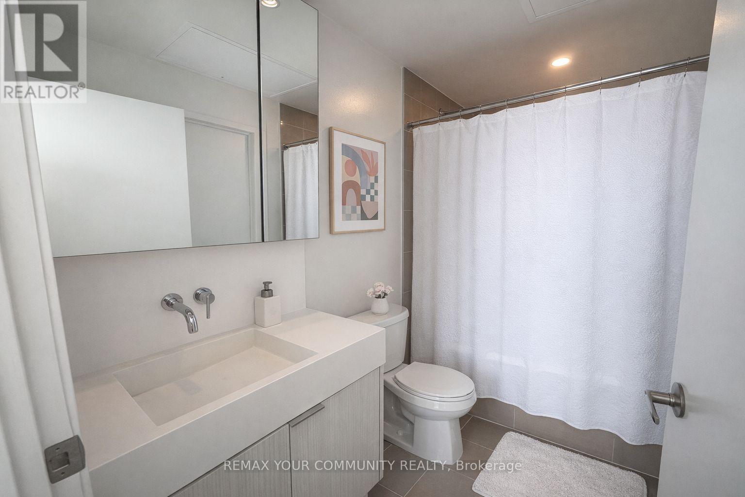 2304 - 15 Lower Jarvis Street, Toronto, Ontario  M5E 0C4 - Photo 5 - C12899024