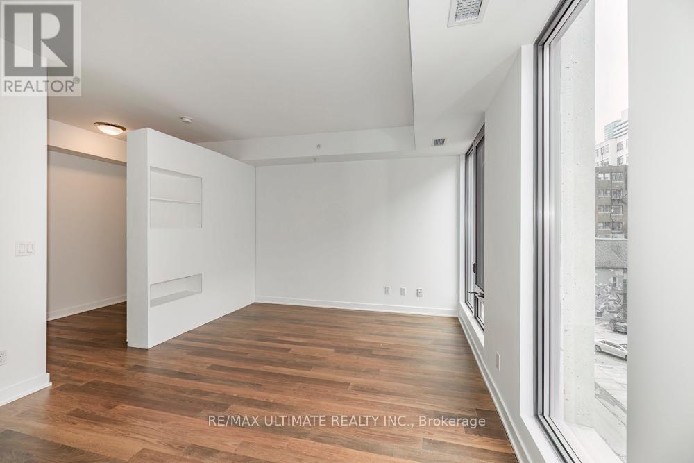 501 - 32 Camden Street, Toronto, Ontario  M5V 1V1 - Photo 4 - C12899040