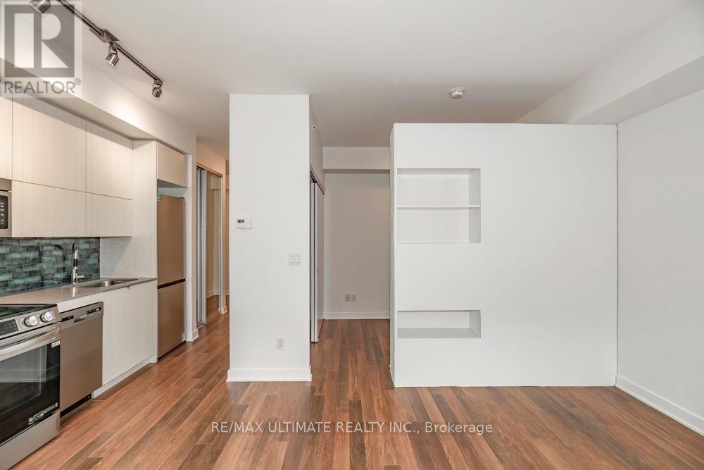 501 - 32 Camden Street, Toronto, Ontario  M5V 1V1 - Photo 6 - C12899040