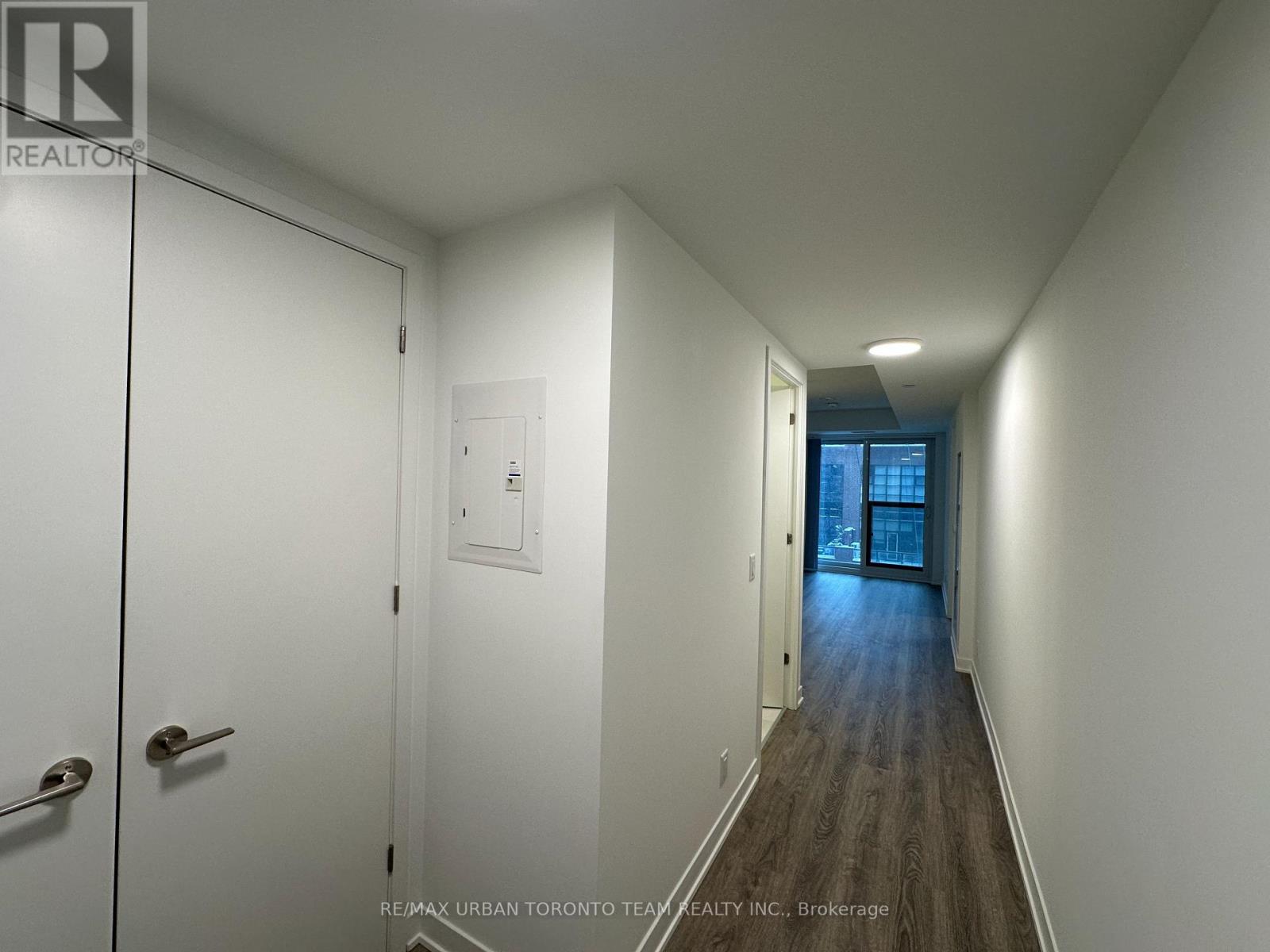 605 - 180 Front Street E, Toronto, Ontario  M5A 0K9 - Photo 8 - C12899112