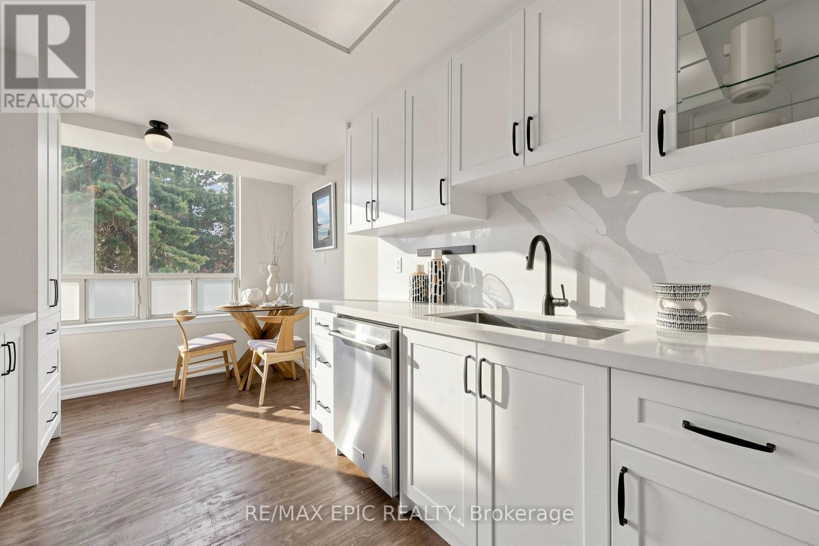 216 - 7 Bishop Avenue, Toronto, Ontario  M2M 4J4 - Photo 11 - C12899160