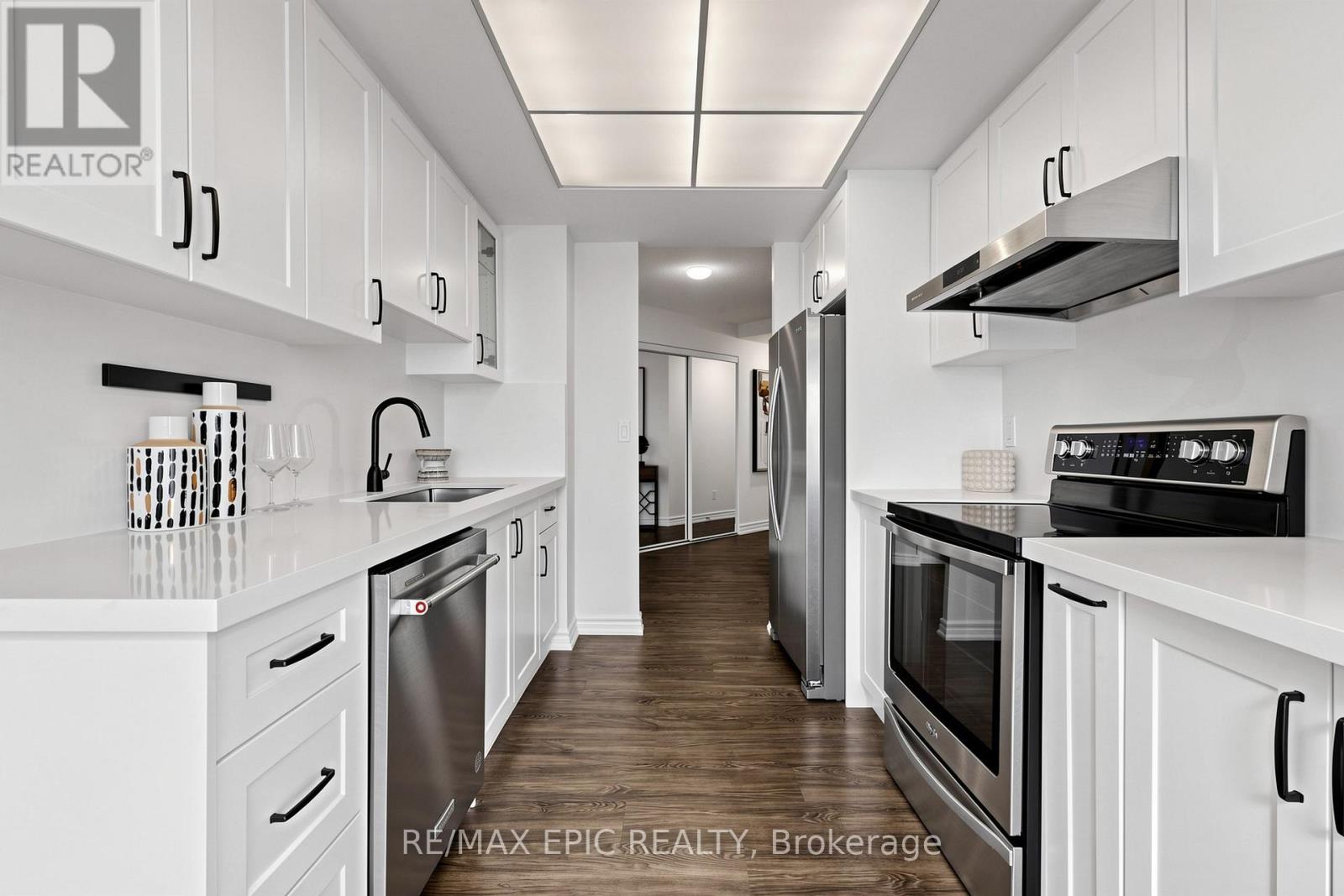 216 - 7 Bishop Avenue, Toronto, Ontario  M2M 4J4 - Photo 10 - C12899160