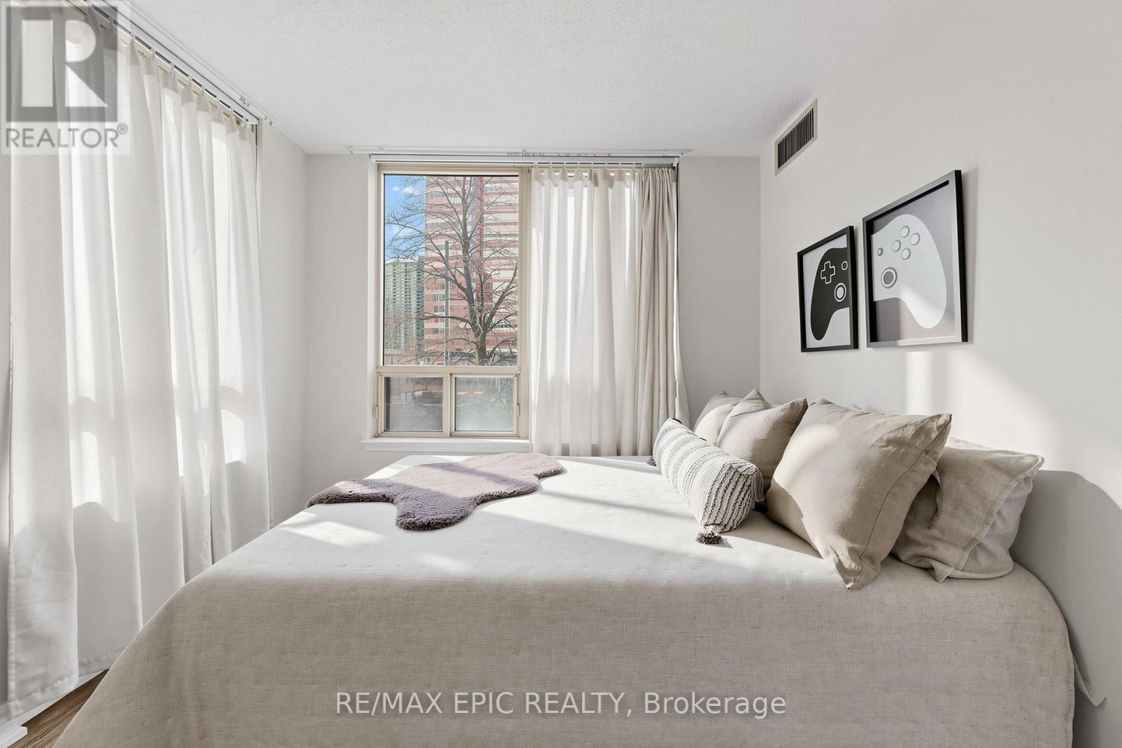 216 - 7 Bishop Avenue, Toronto, Ontario  M2M 4J4 - Photo 25 - C12899160