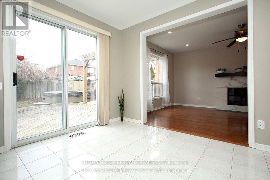 61 Eldridge Place, Whitby, Ontario  L1N 9E5 - Photo 17 - E12899144