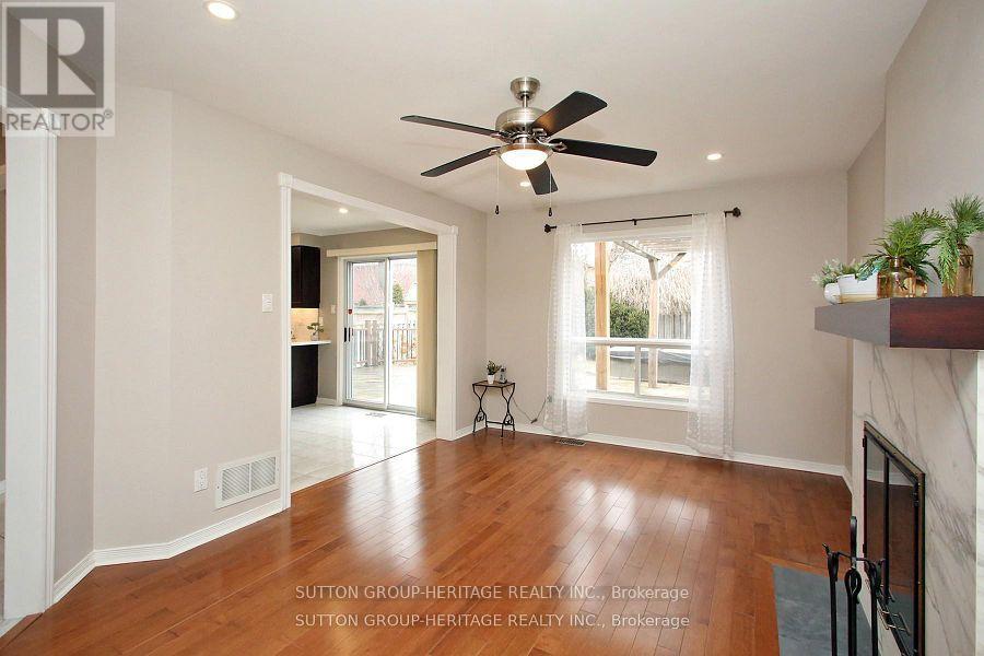 61 Eldridge Place, Whitby, Ontario  L1N 9E5 - Photo 9 - E12899144