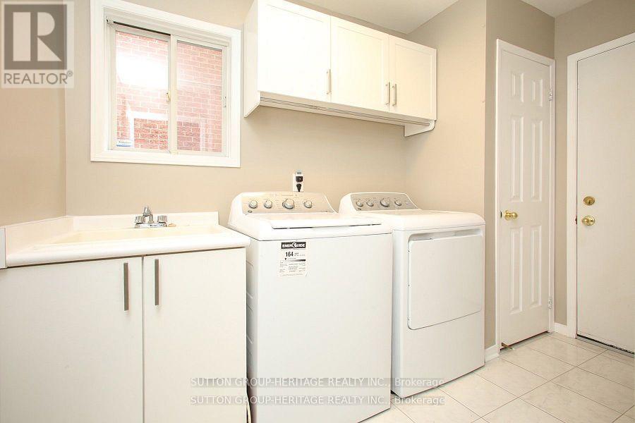 61 Eldridge Place, Whitby, Ontario  L1N 9E5 - Photo 23 - E12899144