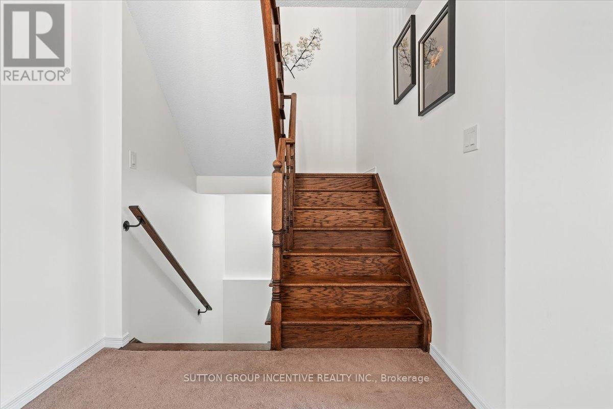 1200 Mary-Lou Street, Innisfil, Ontario  L9S 0C1 - Photo 15 - N12899020