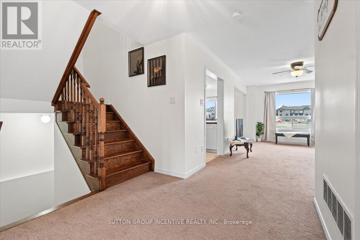 1200 Mary-Lou Street, Innisfil, Ontario  L9S 0C1 - Photo 8 - N12899020