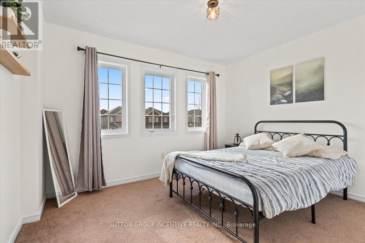 1200 Mary-Lou Street, Innisfil, Ontario  L9S 0C1 - Photo 18 - N12899020