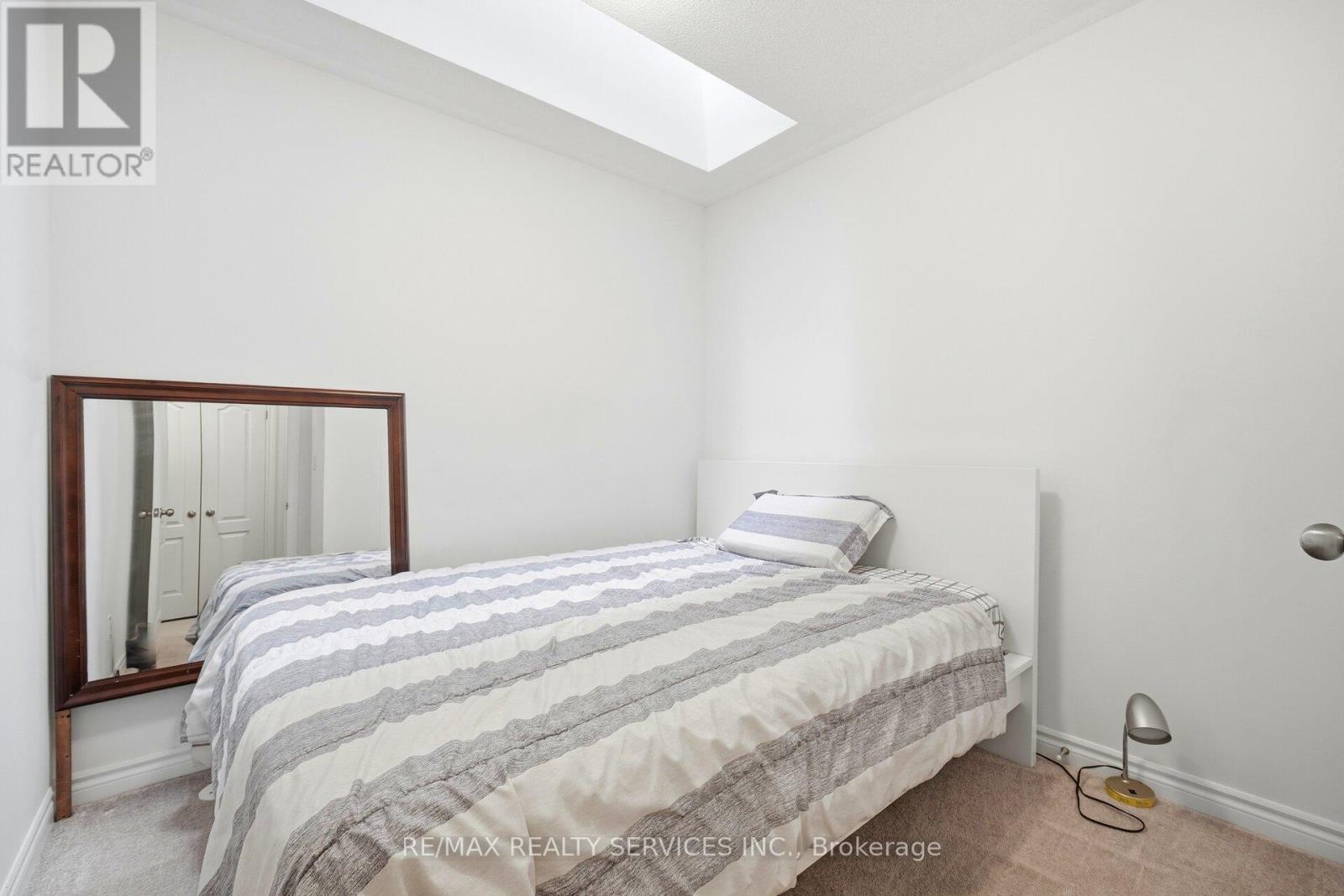 47 Tiveron Avenue, Caledon, Ontario  L7C 4L6 - Photo 31 - W12899030