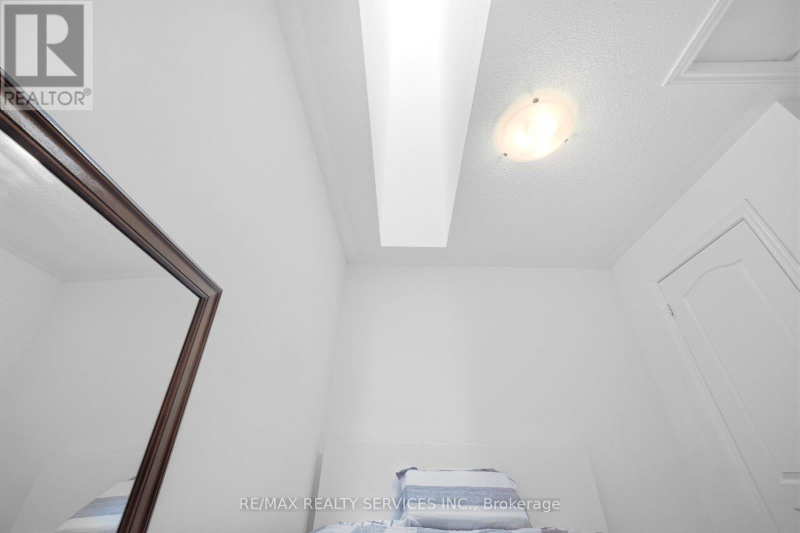 47 Tiveron Avenue, Caledon, Ontario  L7C 4L6 - Photo 33 - W12899030