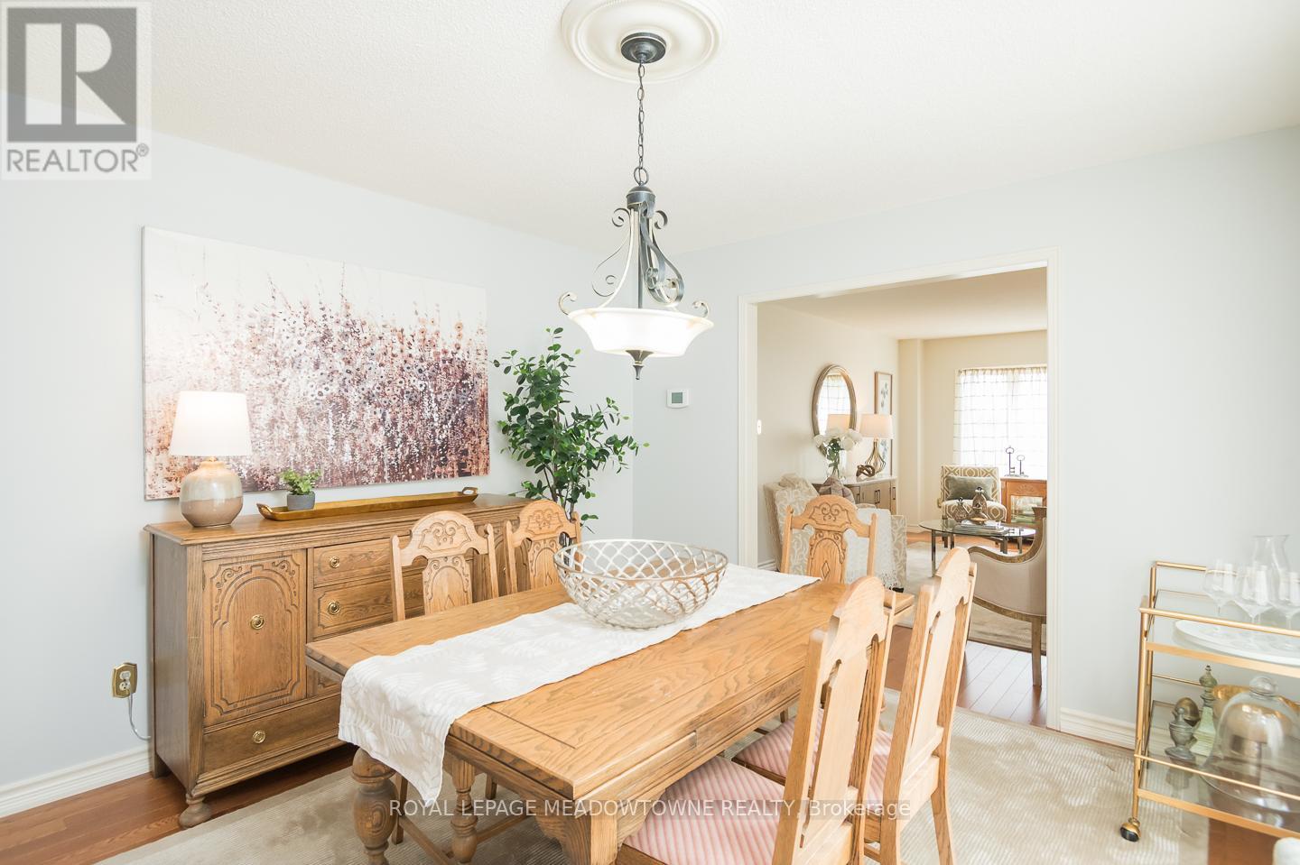 3215 Pinemeadow Drive, Burlington, Ontario  L7M 2N6 - Photo 10 - W12899048