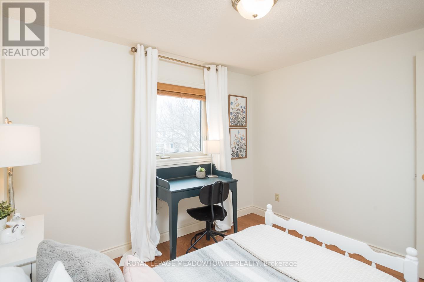 3215 Pinemeadow Drive, Burlington, Ontario  L7M 2N6 - Photo 28 - W12899048