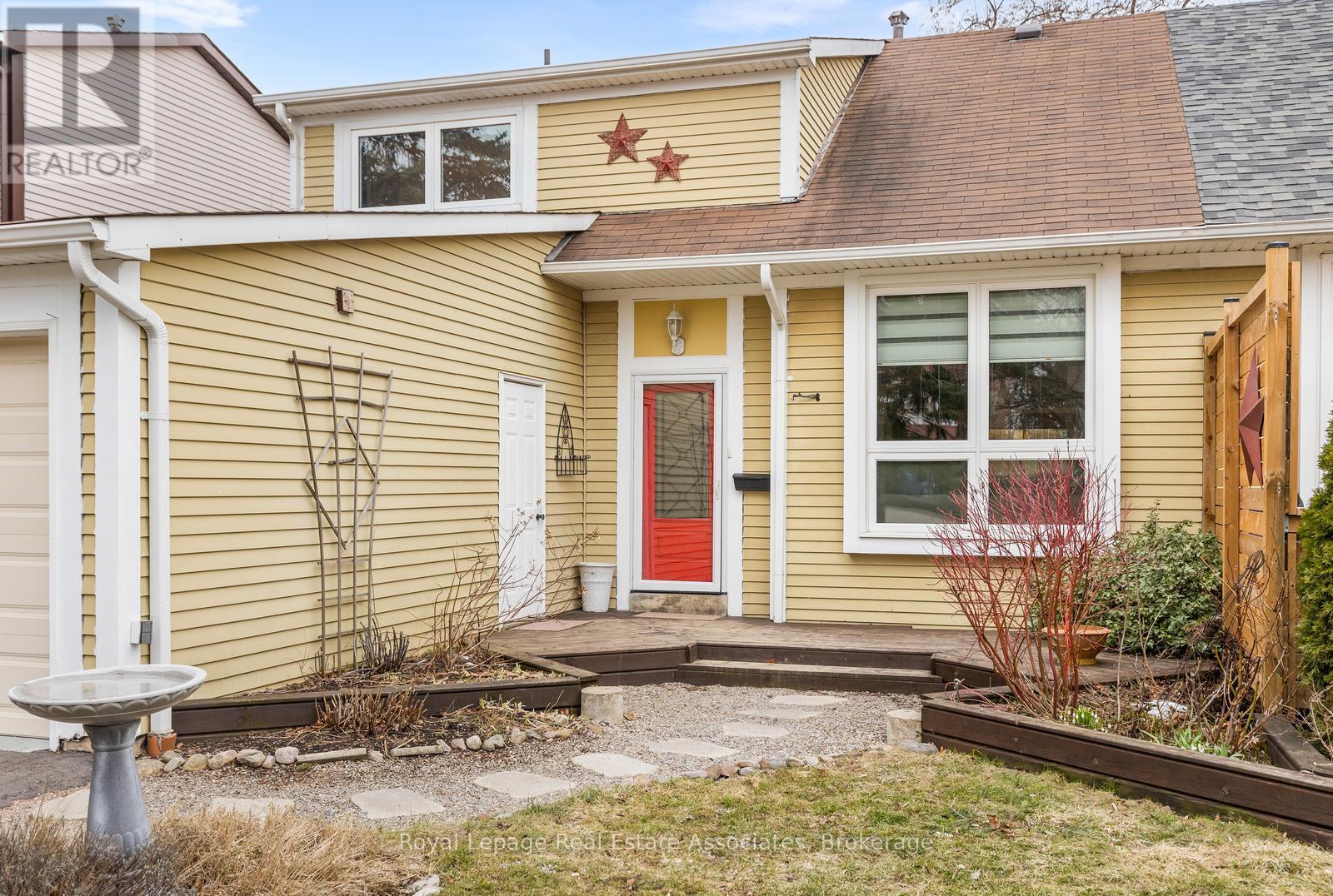 3374 Tallmast Crescent, Mississauga, Ontario  L5L 1H5 - Photo 2 - W12899062