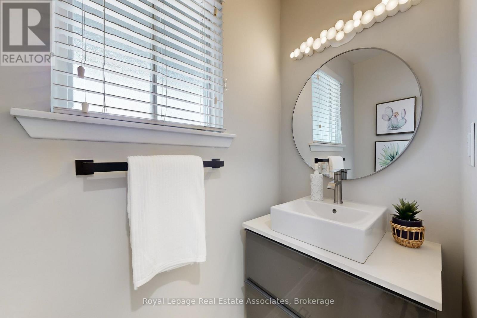 6006 Sundance Place, Mississauga, Ontario  L5N 2B4 - Photo 19 - W12899042