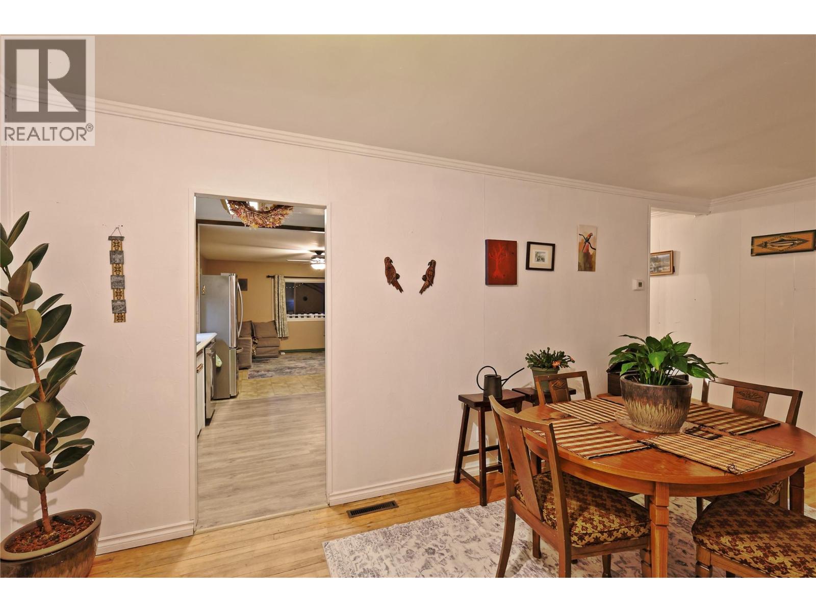 709 5th Avenue, Kimberley, British Columbia V1A 2T3 - Photo 12 - 10380012